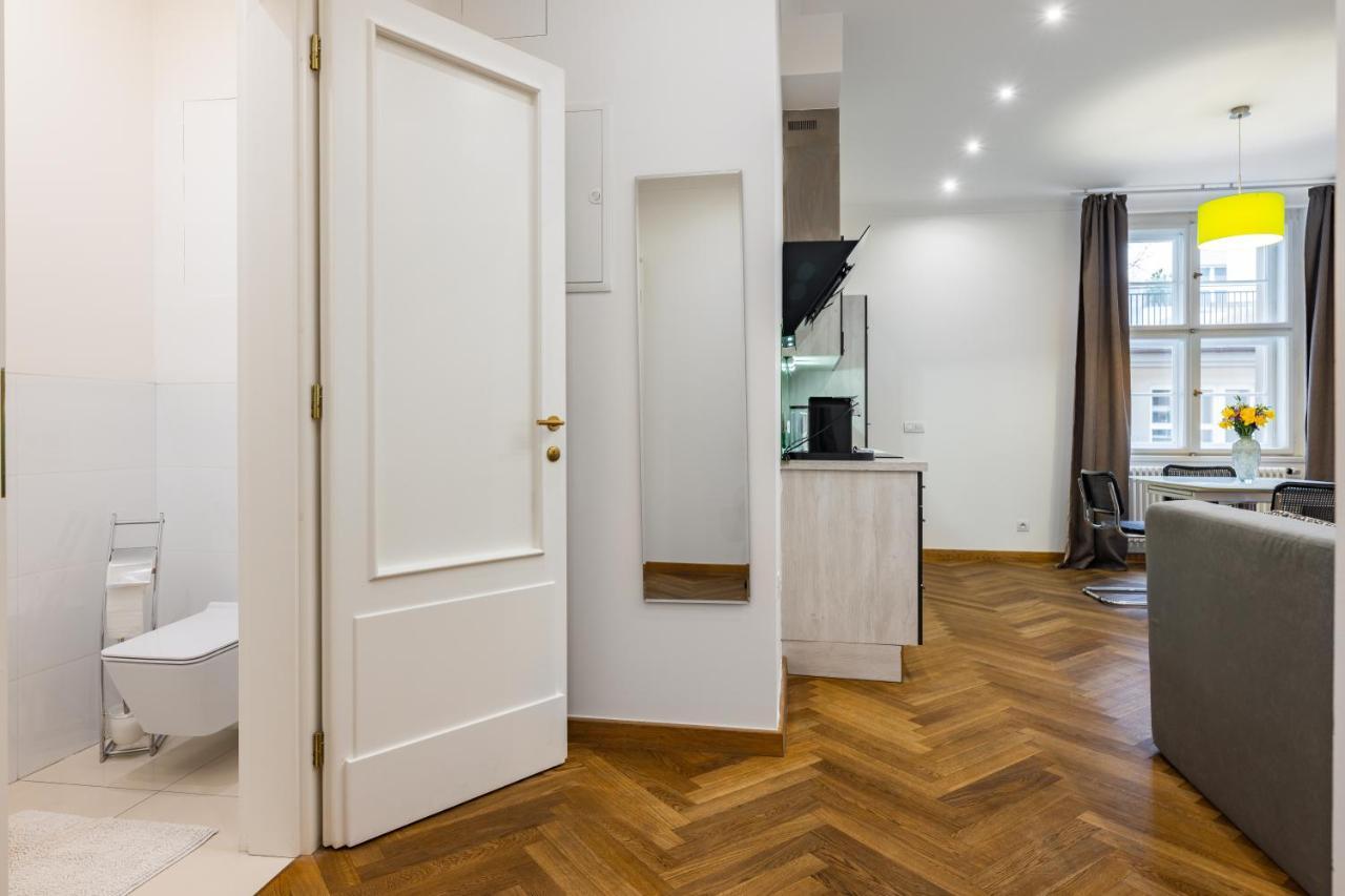 Dlouha Palace - Live In One Of The Best Streets Прага Экстерьер фото
